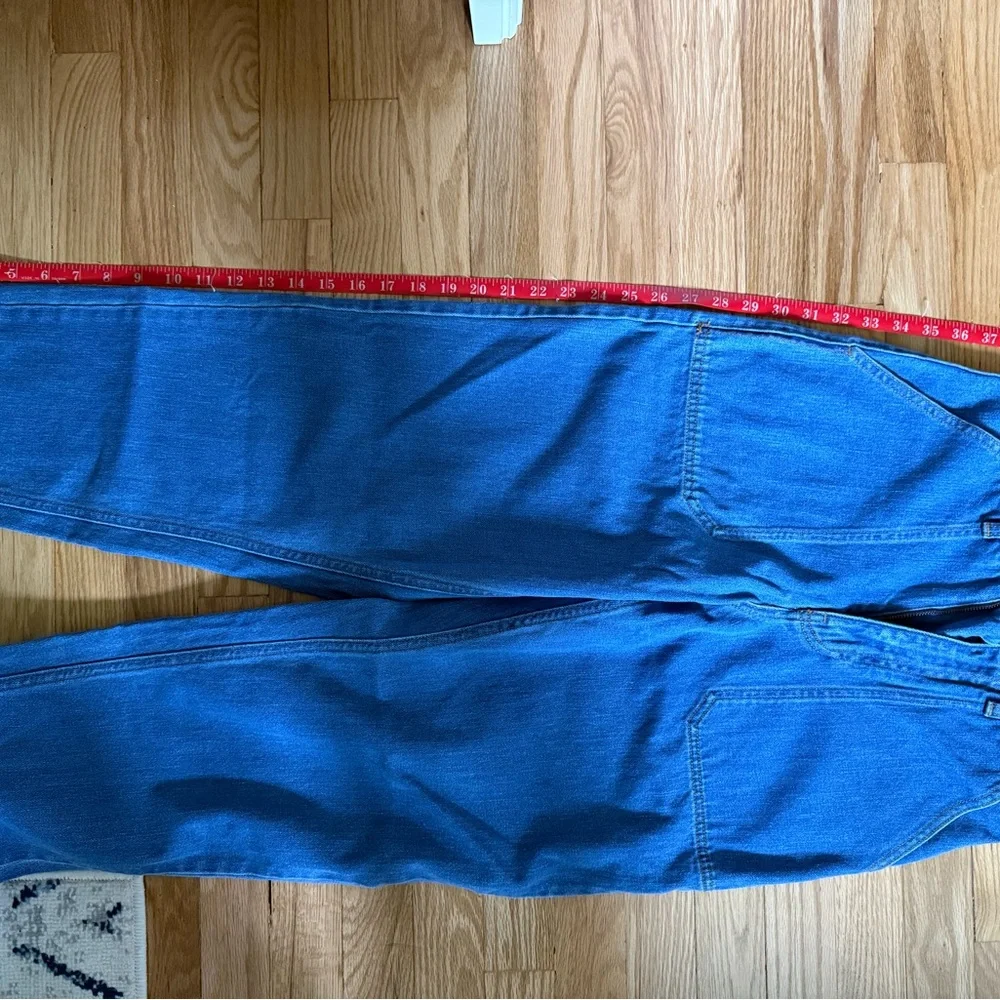 NEW: Finisterre Women's Yarrel Jeans (26R UK size/US 25) Washed Retro Indigo - Picture 12 of 16